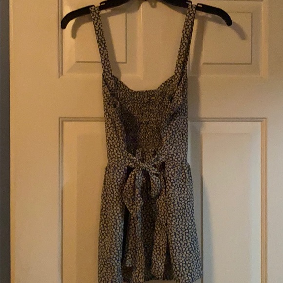 Forever 21 top. Super cute!! - Picture 2 of 2